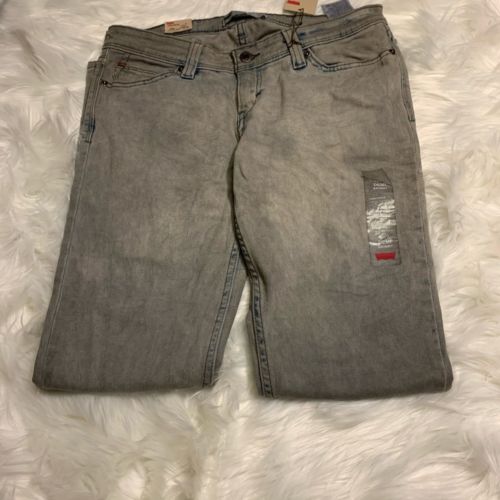 NWT Levi’s Junior Skinny Jeans